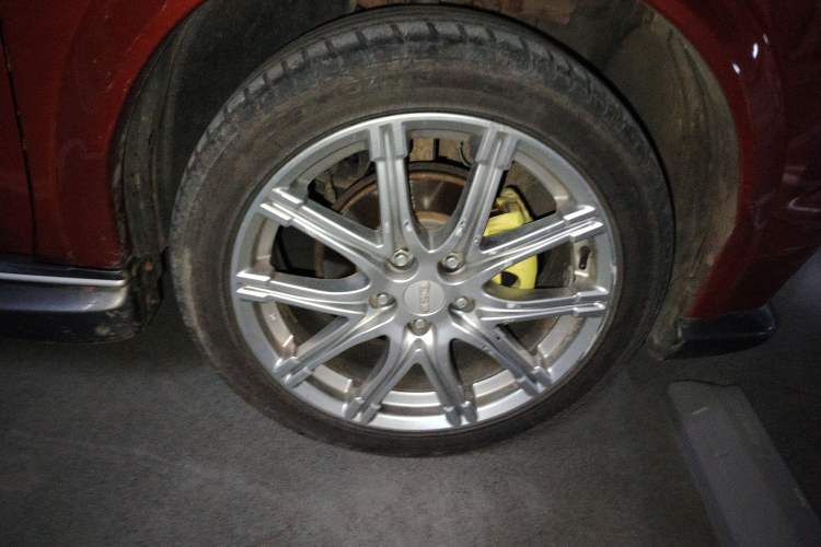 Used Infiniti ESQ 2014 1.6L Spontaneous Edition
