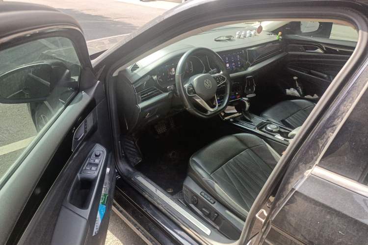 Used Volkswagen Passat 2022 330TSI Luxury Edition