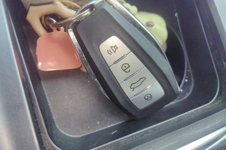 Used Geely Auto Emgrand 2021 UP 1.5L CVT Luxury Model
