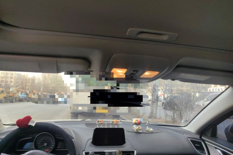 Used Mazda Mazda 3 Axela 2017 Sedan 1.5L Automatic Luxury Model Emission Standard China V
