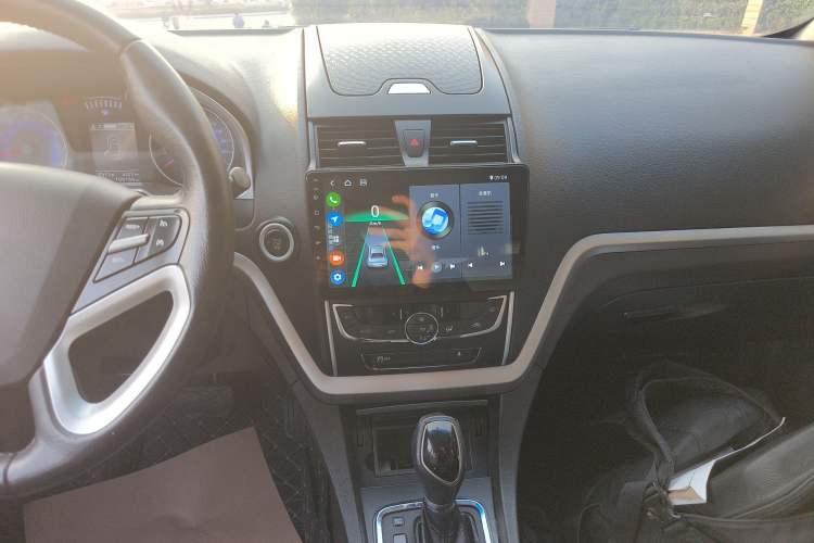 Used Geely Auto Emgrand 2016 Sedan 1.5L CVT Upward Version
