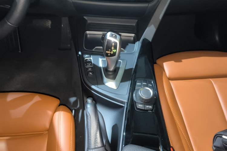 Used BMW 3 Series GT 2018 320i Sport Edition
