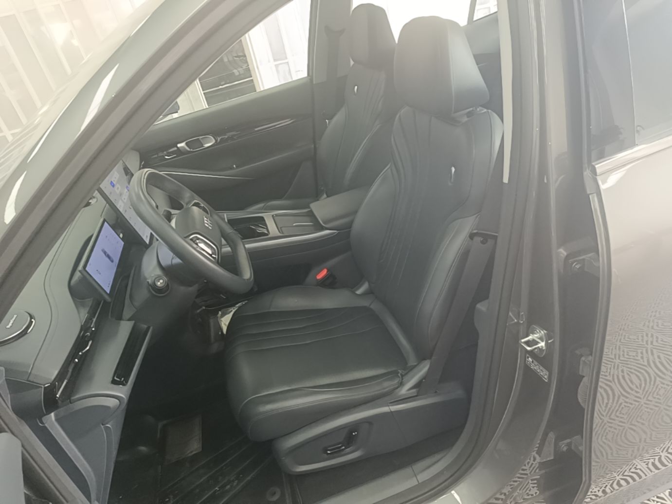 Geely Galaxy E5 2026 Model 610km Exploration+ Edition — снимка 17