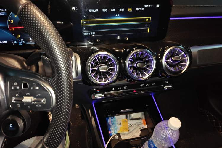 Used Mercedes-Benz GLB AMG 2022 AMG GLB 35 4MATIC Audio And AC Panel