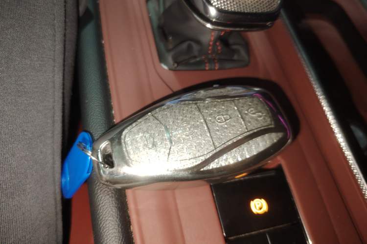 Used Hongqi H6 2023 2.0T ZhiShang Version
