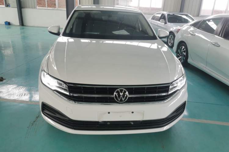 Used Volkswagen Bora 2021 1.5L Automatic Fashionable Smart Connectivity Version Front