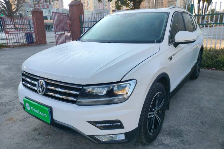 Used Volkswagen Tiguan L 2020 330TSI Automatic Two-Wheel Drive Panoramic Comfort Edition China VI Standard