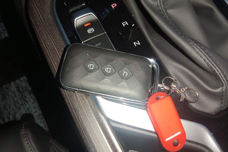 Used Wuling Jiachen 2022 1.5T CVT Smart Luxury Version
