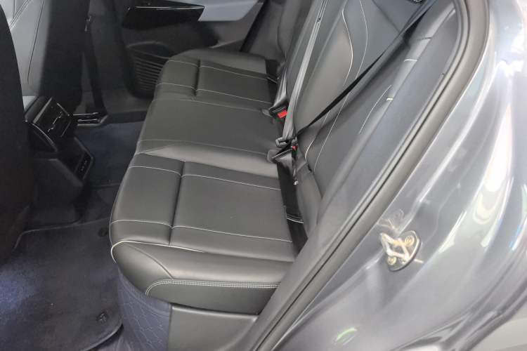 Used Volkswagen ID.4 X 2022 Pure Long-Range Version Left Rear Seat