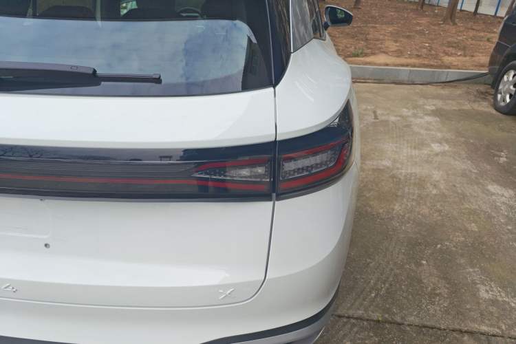 Used Volkswagen ID.4 X 2025 Smart Version Pure & Intelligent Enjoyment Edition