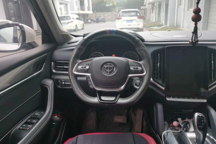 Used Brilliance V7 2018 280T DCT Luxury Model 5 Seats