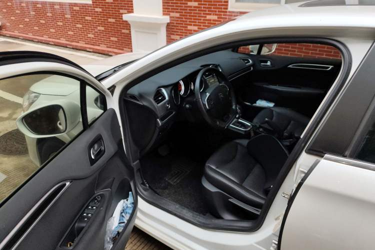 Used Citroen C4L 2015 1.8L Automatic Leading Edition Driver Seat