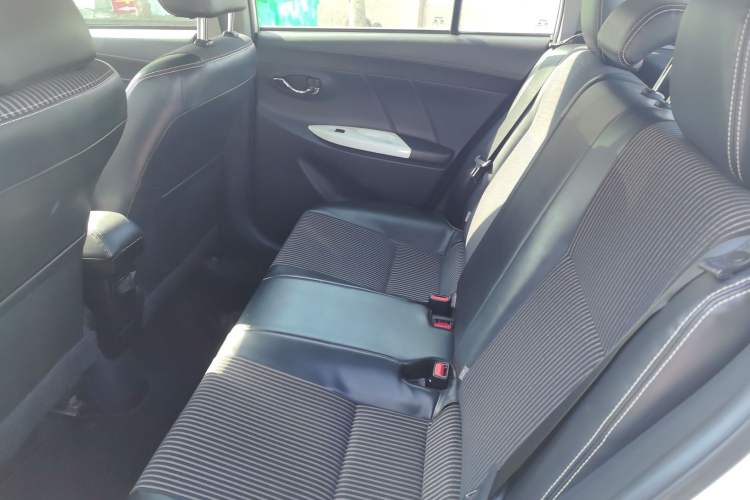 Used Toyota YARiS L Zhi Xuan 2015 1.5G Automatic Xuan Dong Sunroof Special Edition
