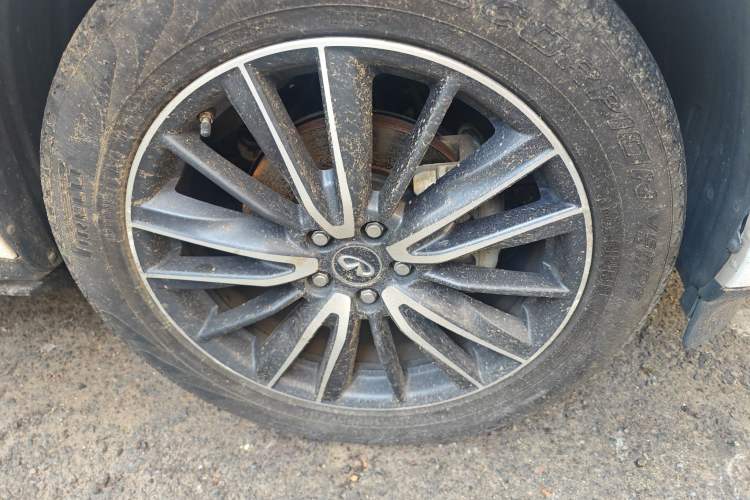 Used Infiniti QX60 2016 2.5 S/C Hybrid Two-Wheel-Drive Excellence Edition China V Standard