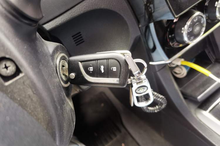 Used Toyota Corolla 2017 1.2T CVT GL Vehicle Key