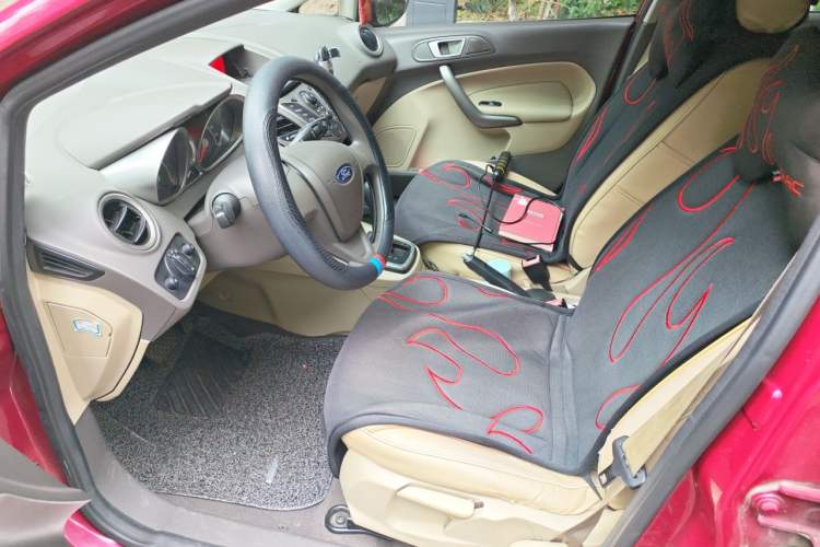 Used Ford Fiesta 2011 Hatchback 1.5L Automatic Fashion Edition