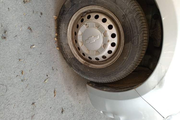 Used Chevrolet Sail 2013 Sedan 1.2L Manual Fashionable Happiness Edition
