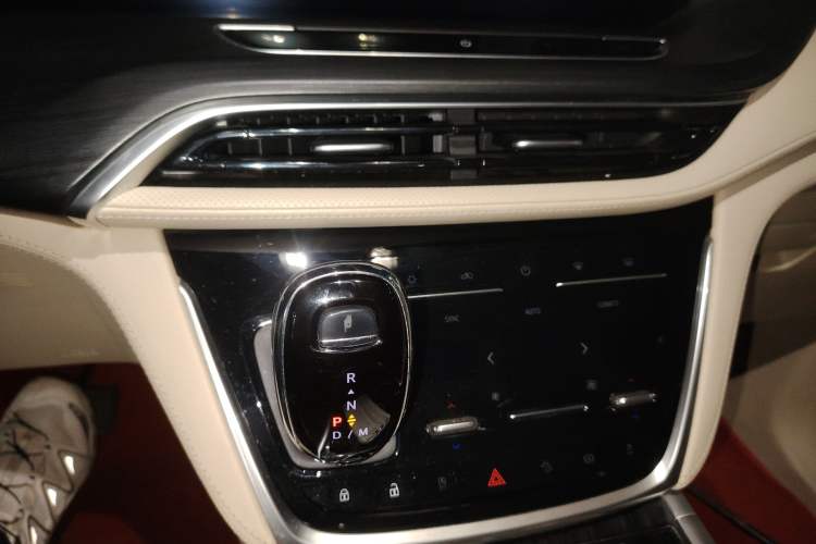 Used Buick GL8 2022 ES Landtrek 653T Flagship Model
