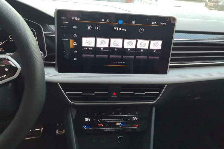 Used Volkswagen Tiguan L 2023 Facelifted 380TSI Automatic All-Wheel Drive R-Line Plus Version 7-Seater
