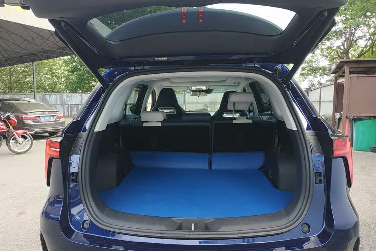 Used CHANGAN CS75 PLUS 2022 2nd Generation 2.0T Automatic Navigation Version Trunk