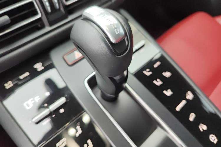 Used Porsche Macan 2023 Macan 2.0T Gear Lever