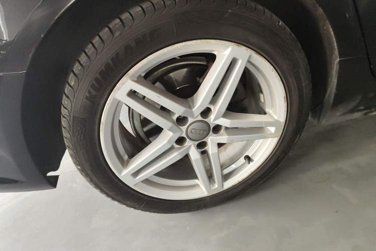 Used Audi A6L 2018 30th Anniversary Edition 30 FSI Style Model
