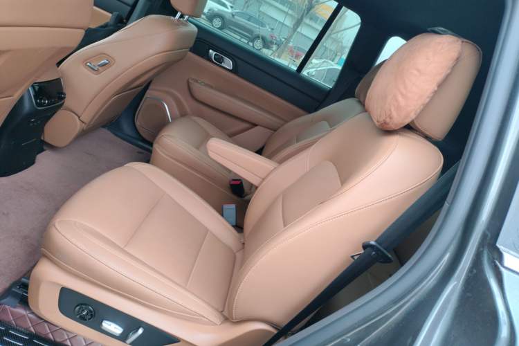 Used Li Auto ONE 2021 Extended-Range 6-Seater Version Left Rear Seat
