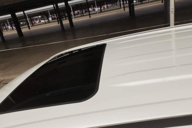 Used Toyota RAV4 2021 Revised Version Dual-Motor Hybrid 2.5L E-CVT Two-Wheel Drive Elite Edition