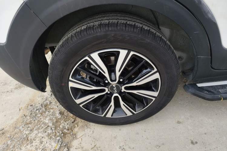 Used Kia kx1 Stonic 2021 1.4L CVT Fun Edition