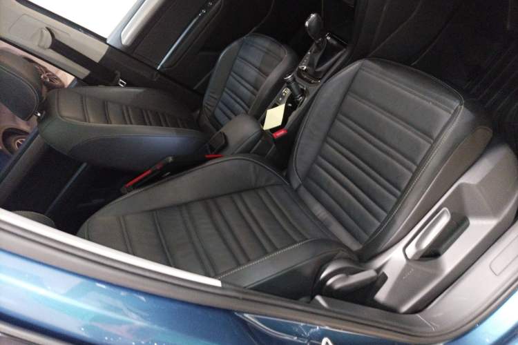 Used Volkswagen Touran 2018 Volkswagen Touran L 280TSI DSG Boundary Edition 7 Seats China VI Standard
