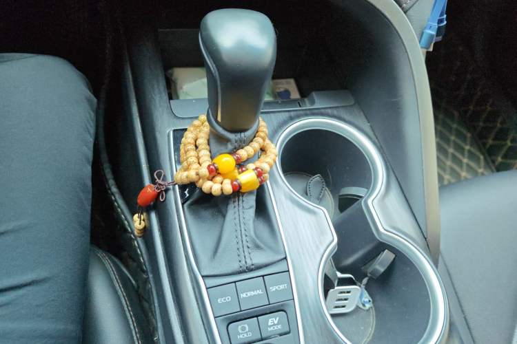 Used Toyota Camry 2023 Dual-Motor 2.5 HGVP Leading Edition Gear Lever