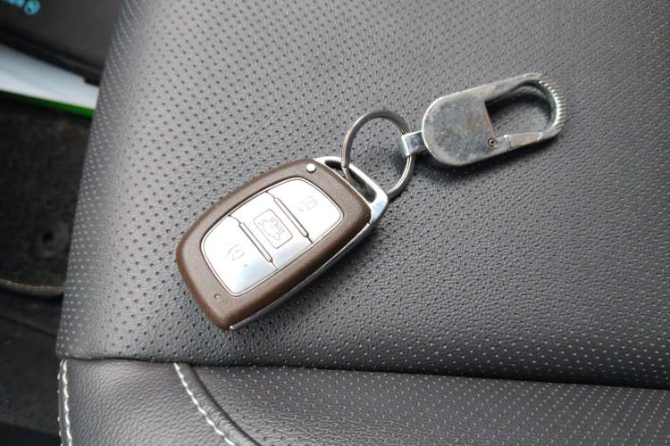 Used Hyundai Mistra 2016 1.6T Automatic Flagship TOP Model Vehicle Key