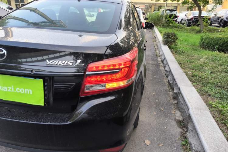 Used Toyota YARiS L Zhi Xiang 2017 1.5E CVT Dynamic Edition Exterior 6