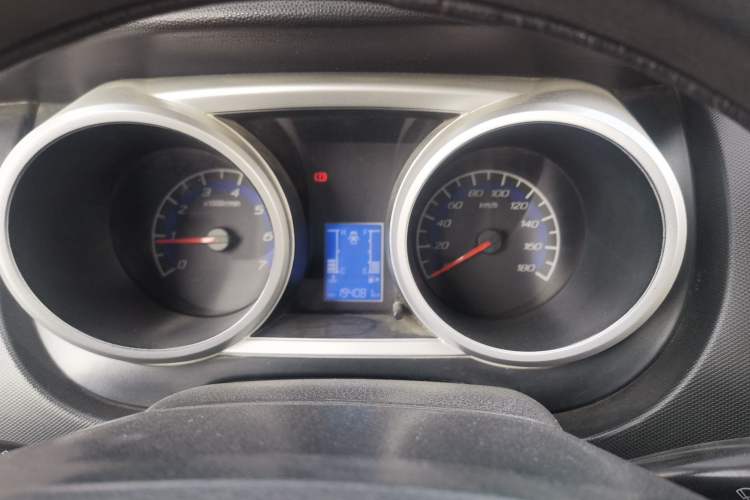 Used CHANGAN KAICHENG Ounuo S 2014 1.5L Base Version Instrument Cluster