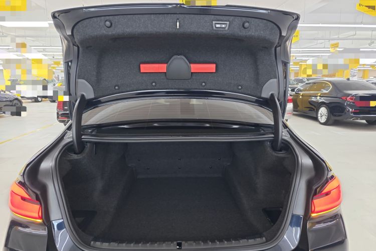 Used BMW 5 Series 2023 530Li Leading Model M Sport Package
