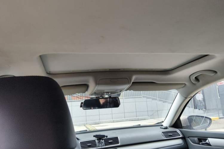 Used Volkswagen Passat 2013 1.8TSI DSG Prestige Edition Headliner