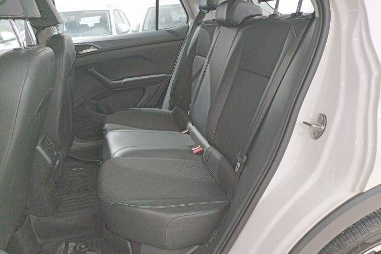 Used Volkswagen Tacqua 2023 200TSI DSG Joy-Connect Edition