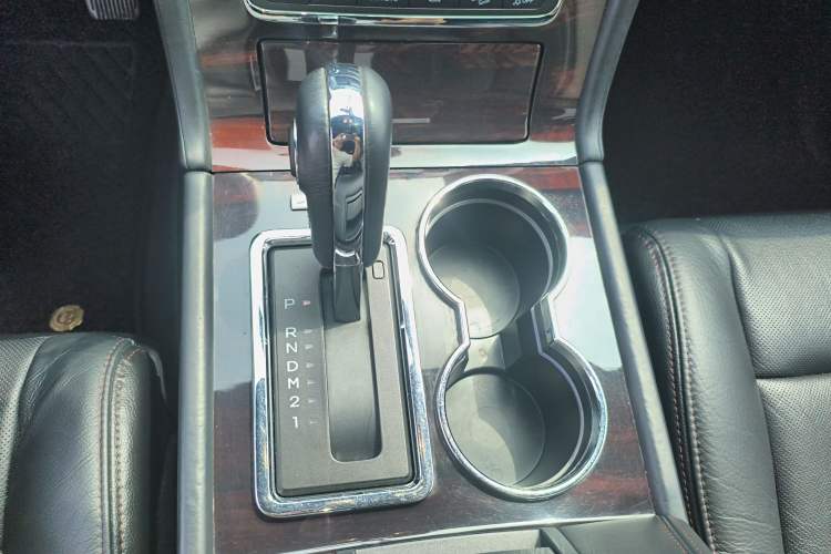 Used Lincoln Navigator 2016 3.5T AWD Gear Lever