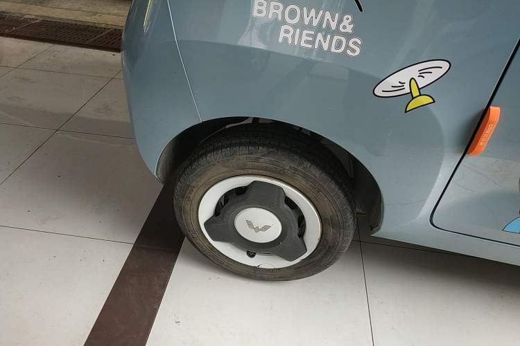 Used Wuling Hongguang MINIEV 2022 Easy Version Lithium Iron Phosphate Exterior 5