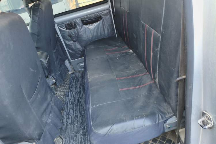 Used Wuling Rongguang Small Truck 2023 1.5L Double-Cab LAR Left Rear Seat