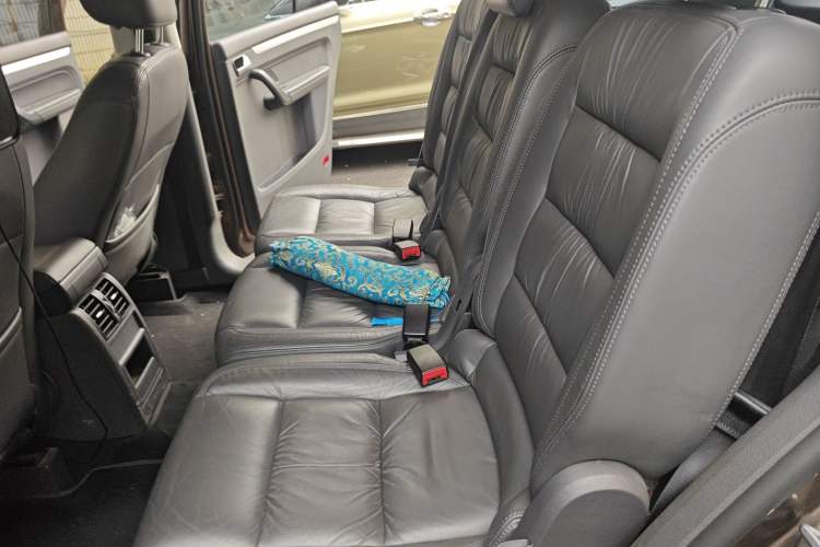 Used Volkswagen Touran 2013 1.4T DSG Comfort Edition 5-Seater Left Rear Seat