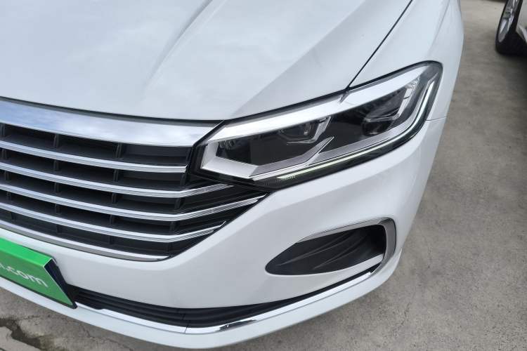 Used Volkswagen Lavida 2023 300TSI DSG Full-Comfort Edition
