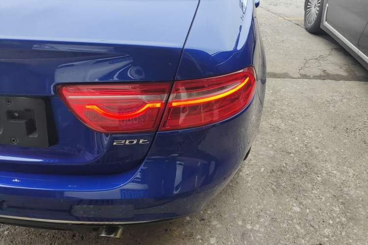 Used Jaguar XEL 2019 2.0T 200 PS Deluxe Edition Right Rear Taillight