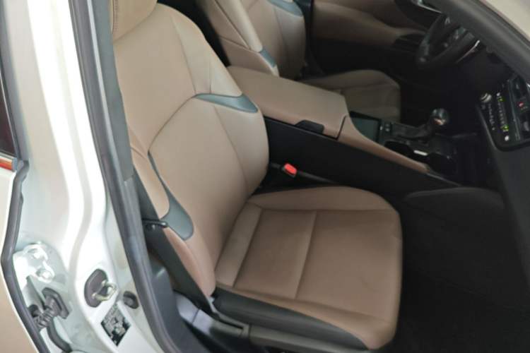 Used Lexus ES 2022 300h Excellence Edition