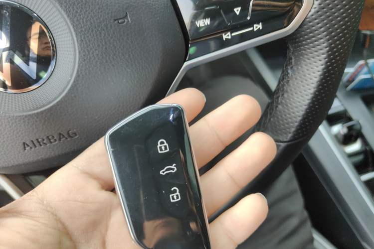 Used Volkswagen Golf 2021 280TSI DSG R-Line Vehicle Key