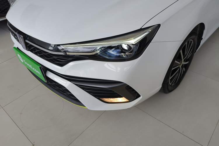 Used Roewe i5 2021 1.5L CVT Diamond Edition
