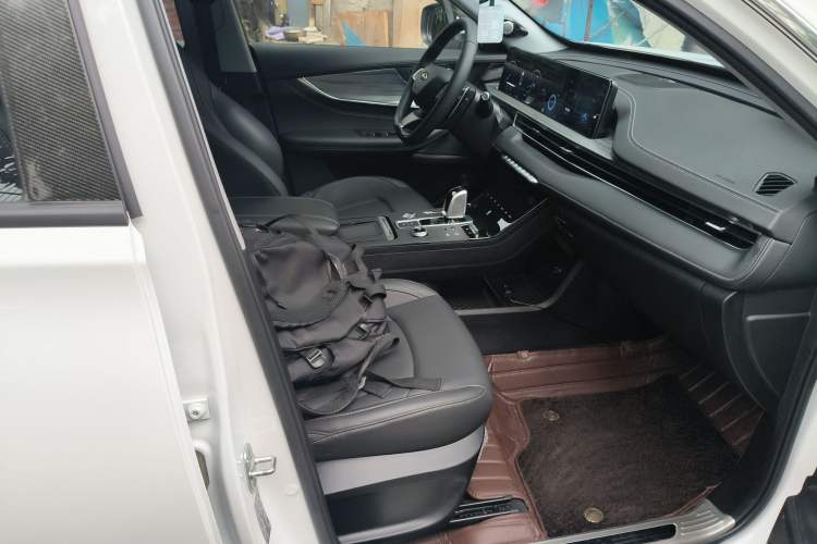 Used Chery Tiggo 8 PLUS 2021 290TGDI DCT Haoting Edition+ Right Front Seat