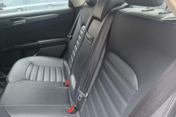 Used Ford Mondeo 2018 EcoBoost 200 Intelligent Control Luxury Model China V Standard