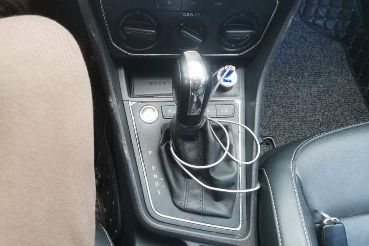 Used Volkswagen Lavida 2017 1.6L Automatic Comfort Edition