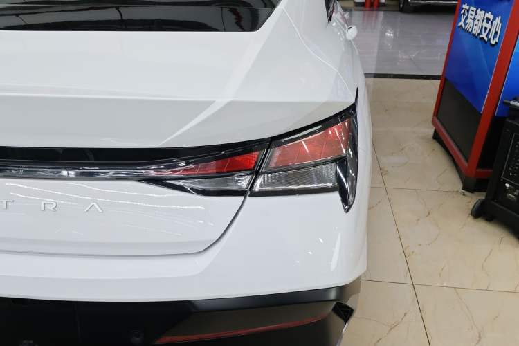 Used Hyundai Elantra 2023 1.5L CVT GLX Elite Edition Right Rear Taillight